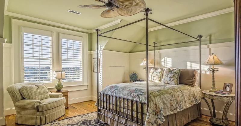 Petite chambre, sous-pente, dressing intégré : les cas particuliers